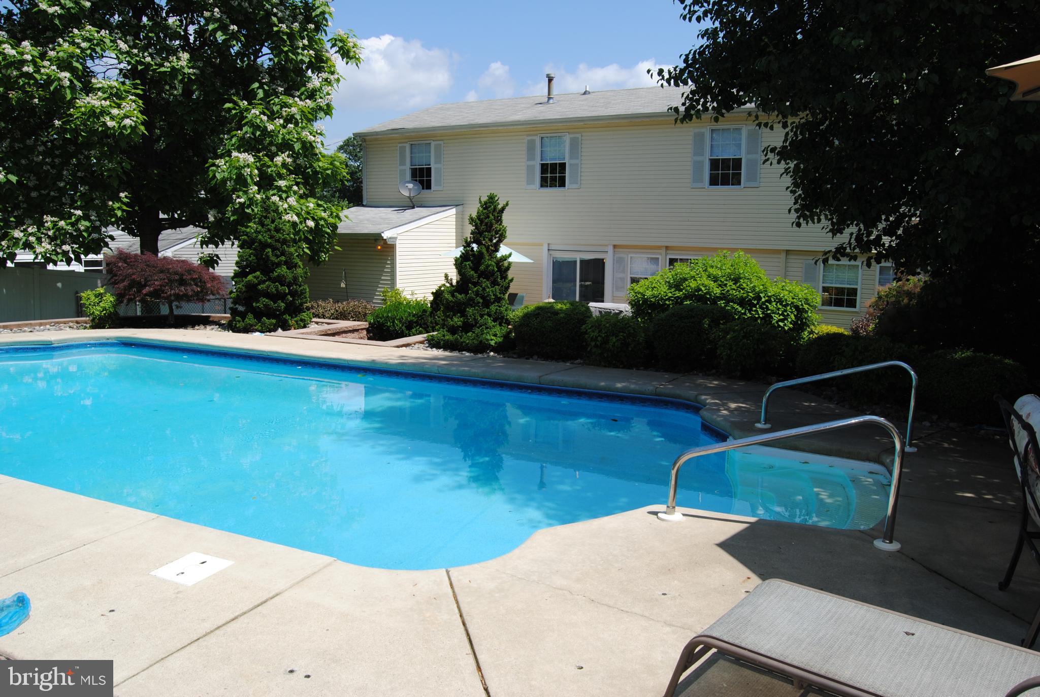 206 Suffolk Road Fairless Hills, PA 19030 - Photo 32 of 38 Gallery Image 32