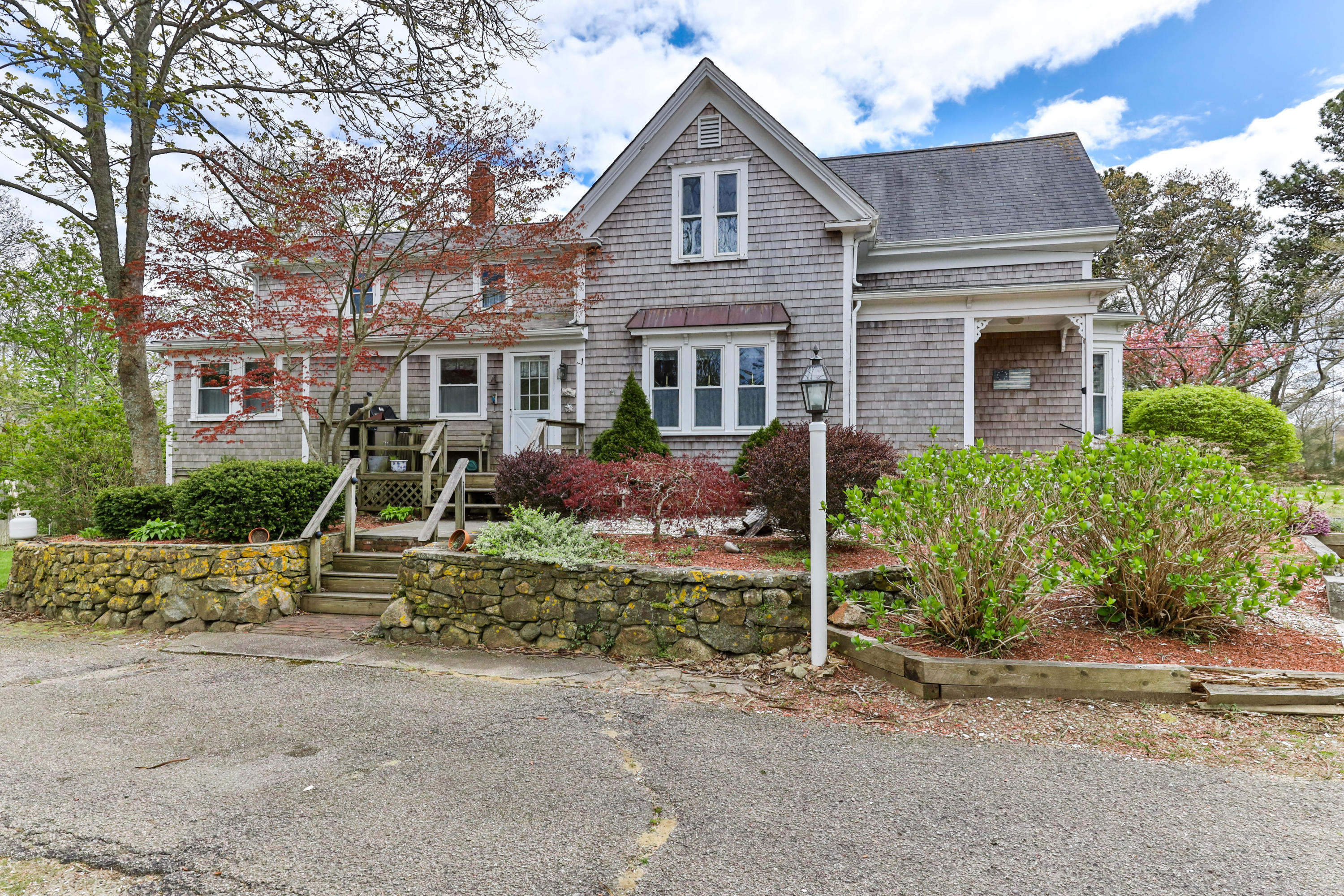 69 South Orleans Road Orleans, MA 02653 - Photo 2 of 27 69SouLR-29