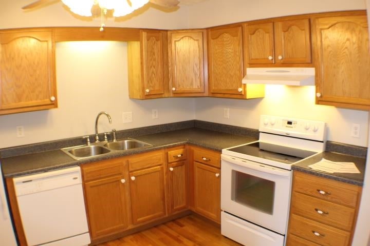 6098 East Pea Ridge Road, Unit 6098 REAR EAST PEA RIDGE Huntington, WV 25705 - Photo 12 of 31 Gallery Image 12