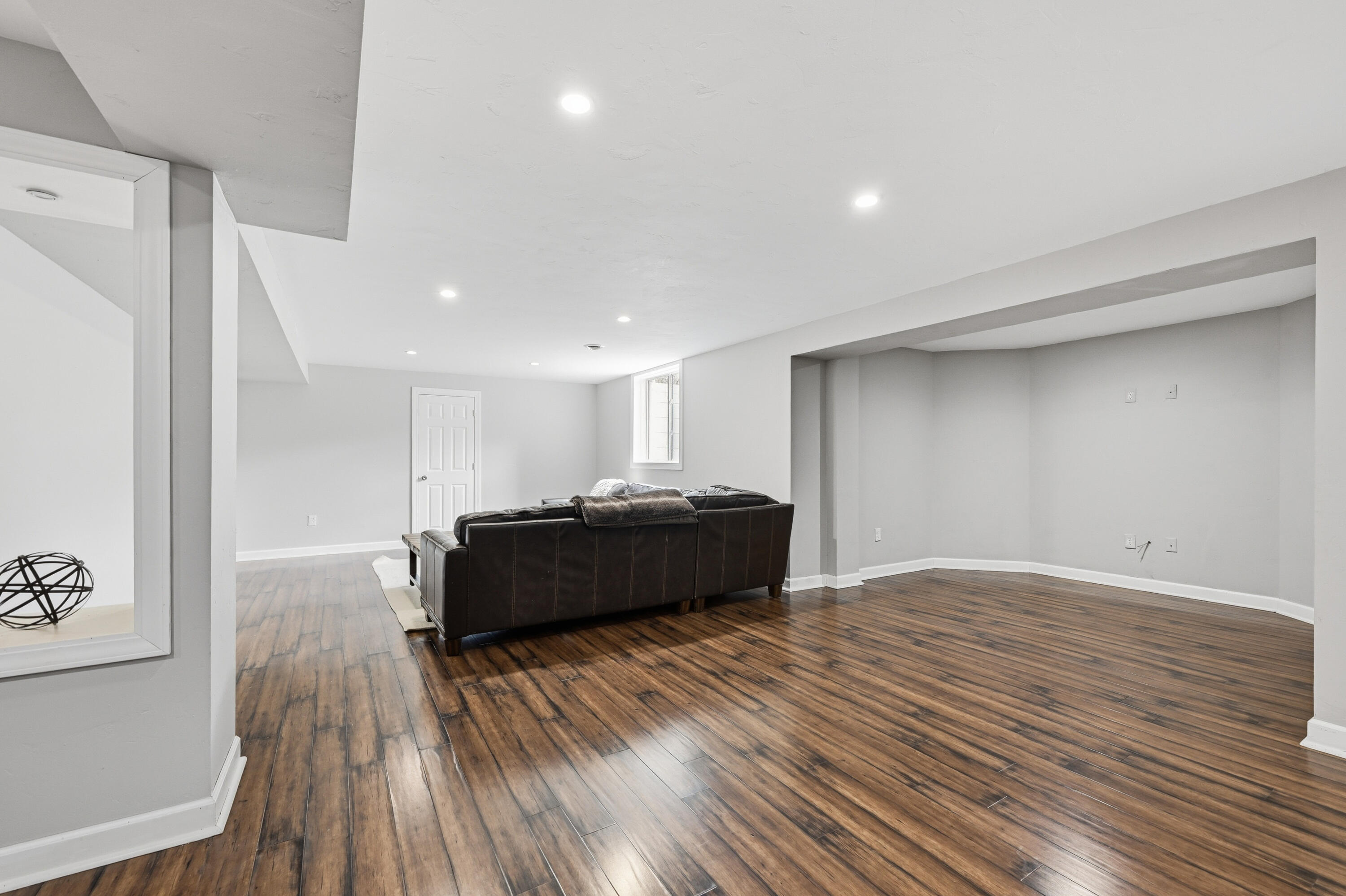 W223N3589 Ridgeside Court Pewaukee, WI 53072 - Photo 35 of 42 Rec Room