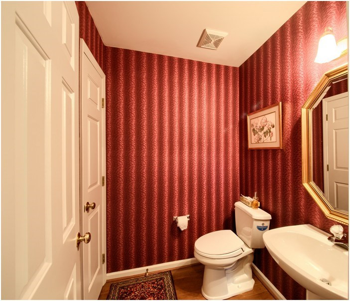 8501 Bluebill Court Raleigh, NC 27615 - Photo 22 of 25 Powder bath