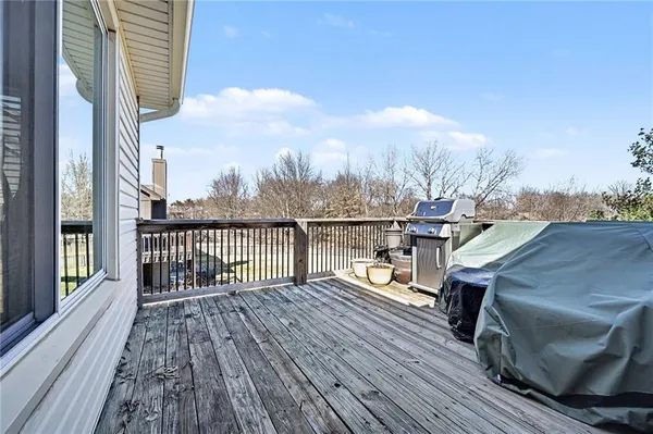 $440,000 | 421 Fletcher Drive, Smithville, MO 64089