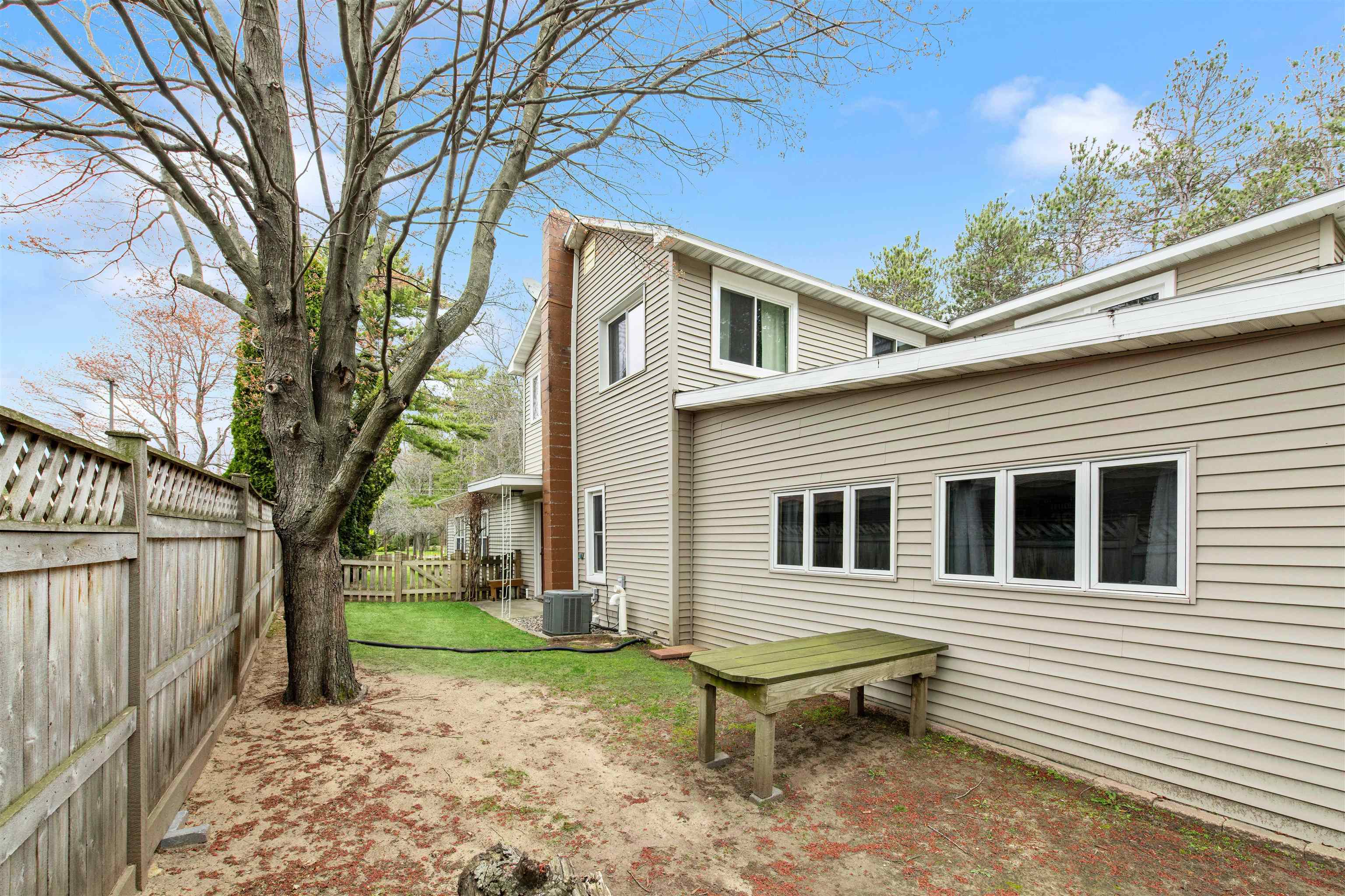 2591 Redpath Drive Marinette, WI 54143 - Photo 47 of 61