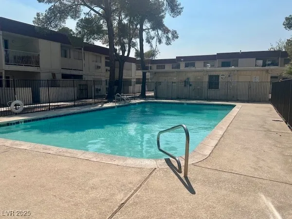 $1,350 | 5346 South Swenson Street, Unit 35, Las Vegas, NV 89119