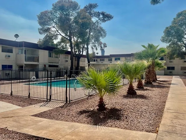 $1,350 | 5346 South Swenson Street, Unit 35, Las Vegas, NV 89119