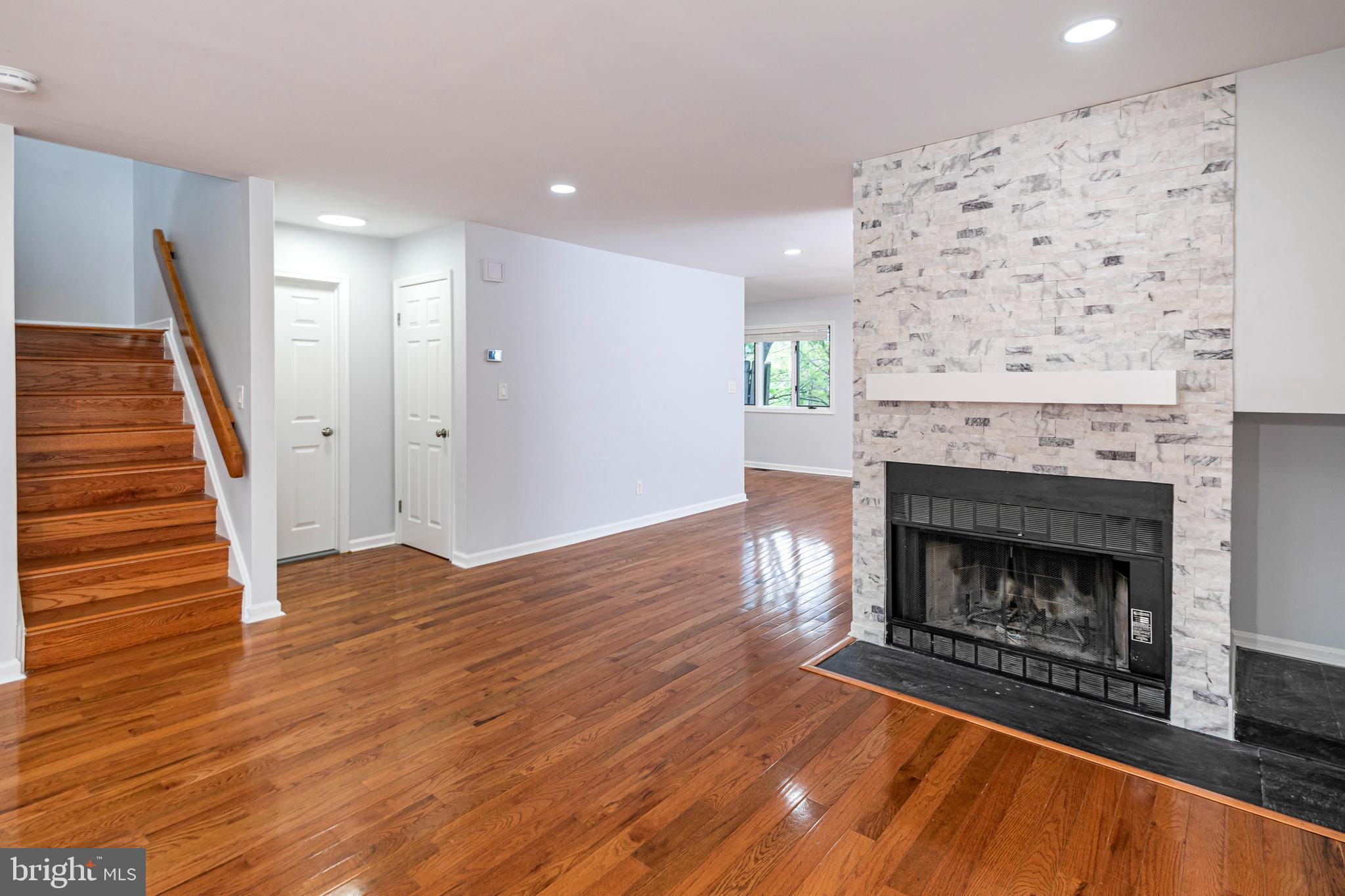 7 Exeter Court Princeton, NJ 08540 - Photo 9 of 32