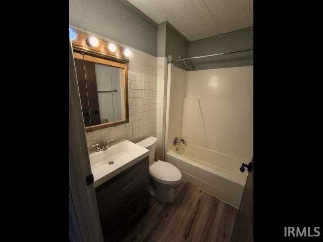 1003 West Kickapoo Street Hartford City, IN 47348 - Photo 5 of 6