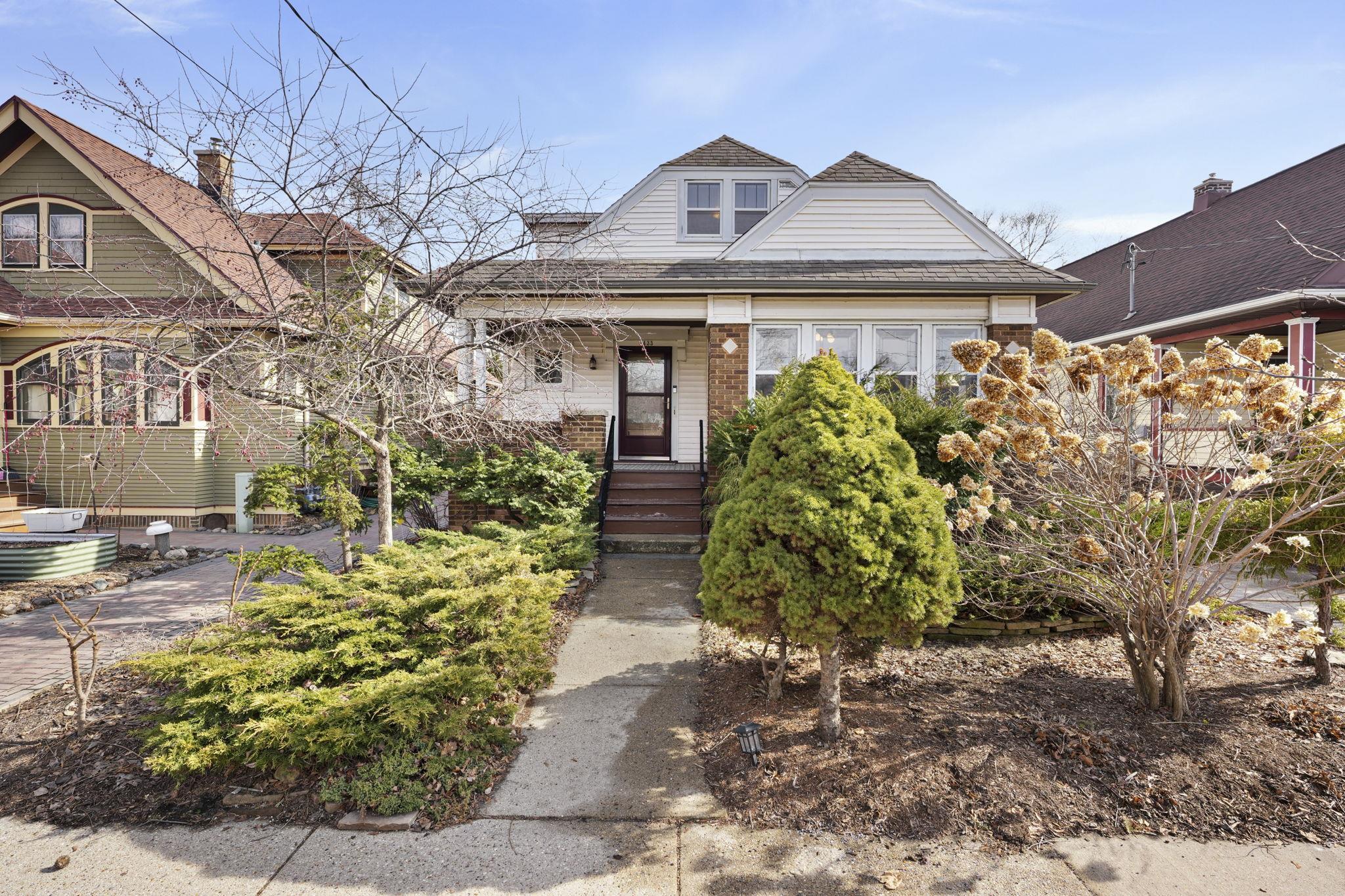 1433 Spaight Street Madison, WI 53703 - Photo 1 of 59