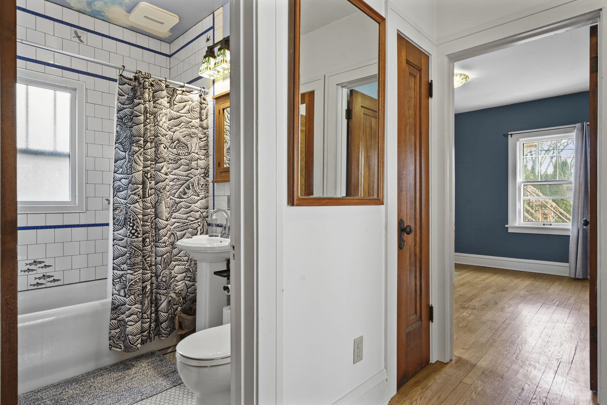 1433 Spaight Street Madison, WI 53703 - Photo 17 of 59