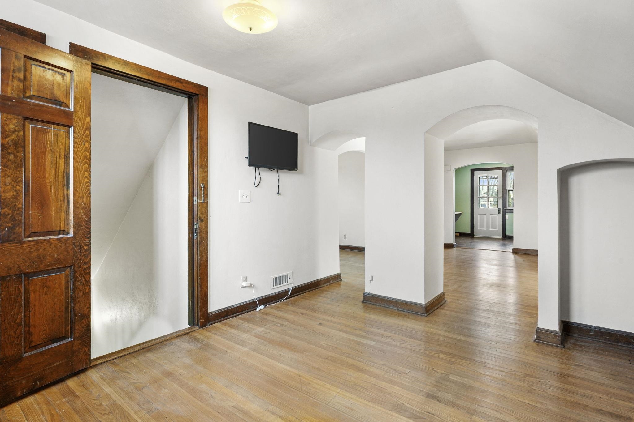 1433 Spaight Street Madison, WI 53703 - Photo 23 of 59