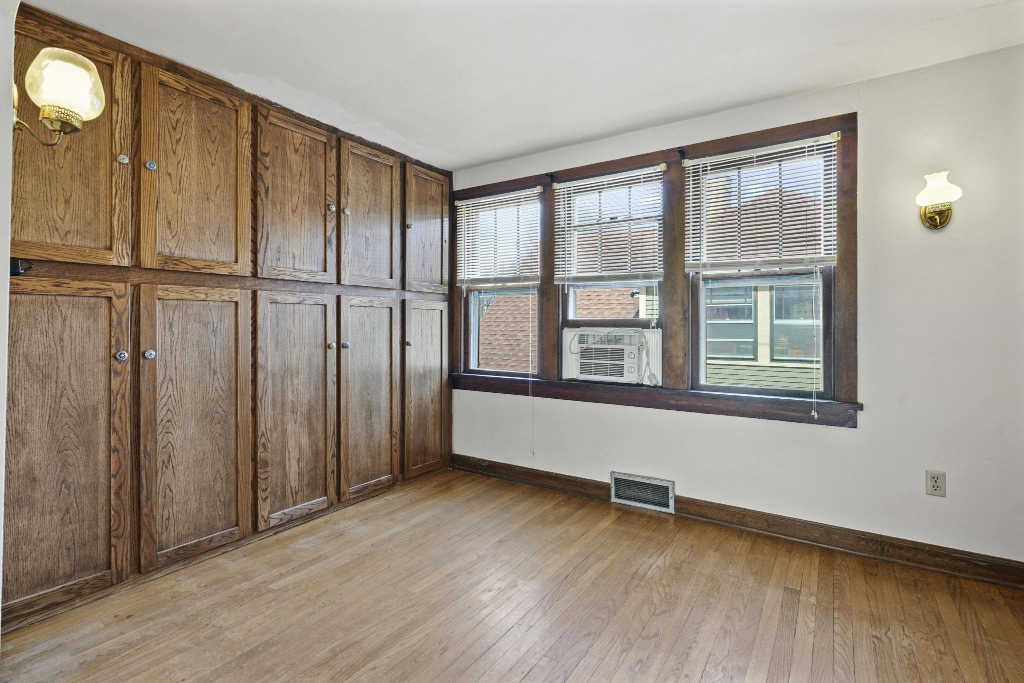 1433 Spaight Street Madison, WI 53703 - Photo 29 of 59