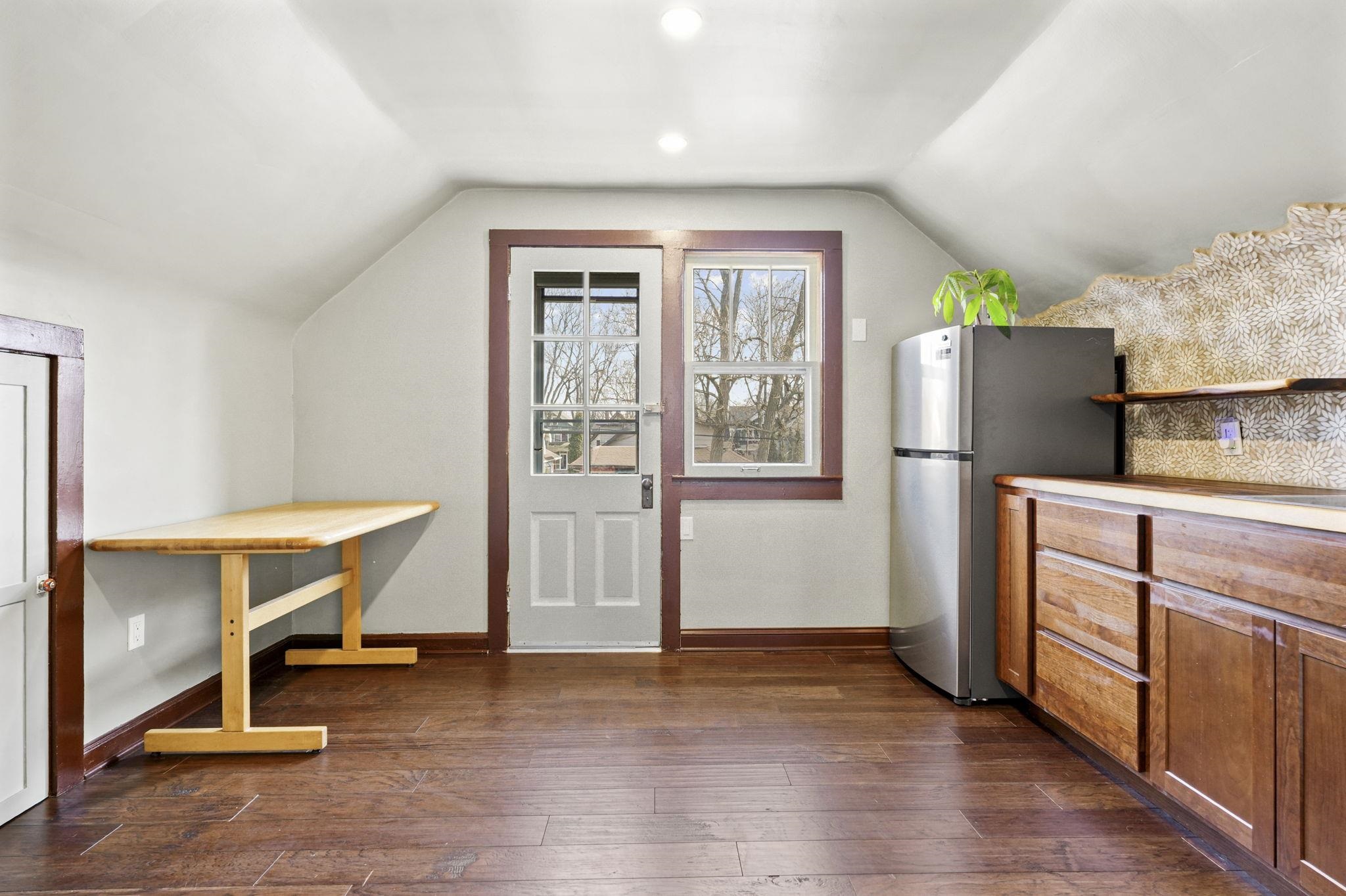 1433 Spaight Street Madison, WI 53703 - Photo 32 of 59