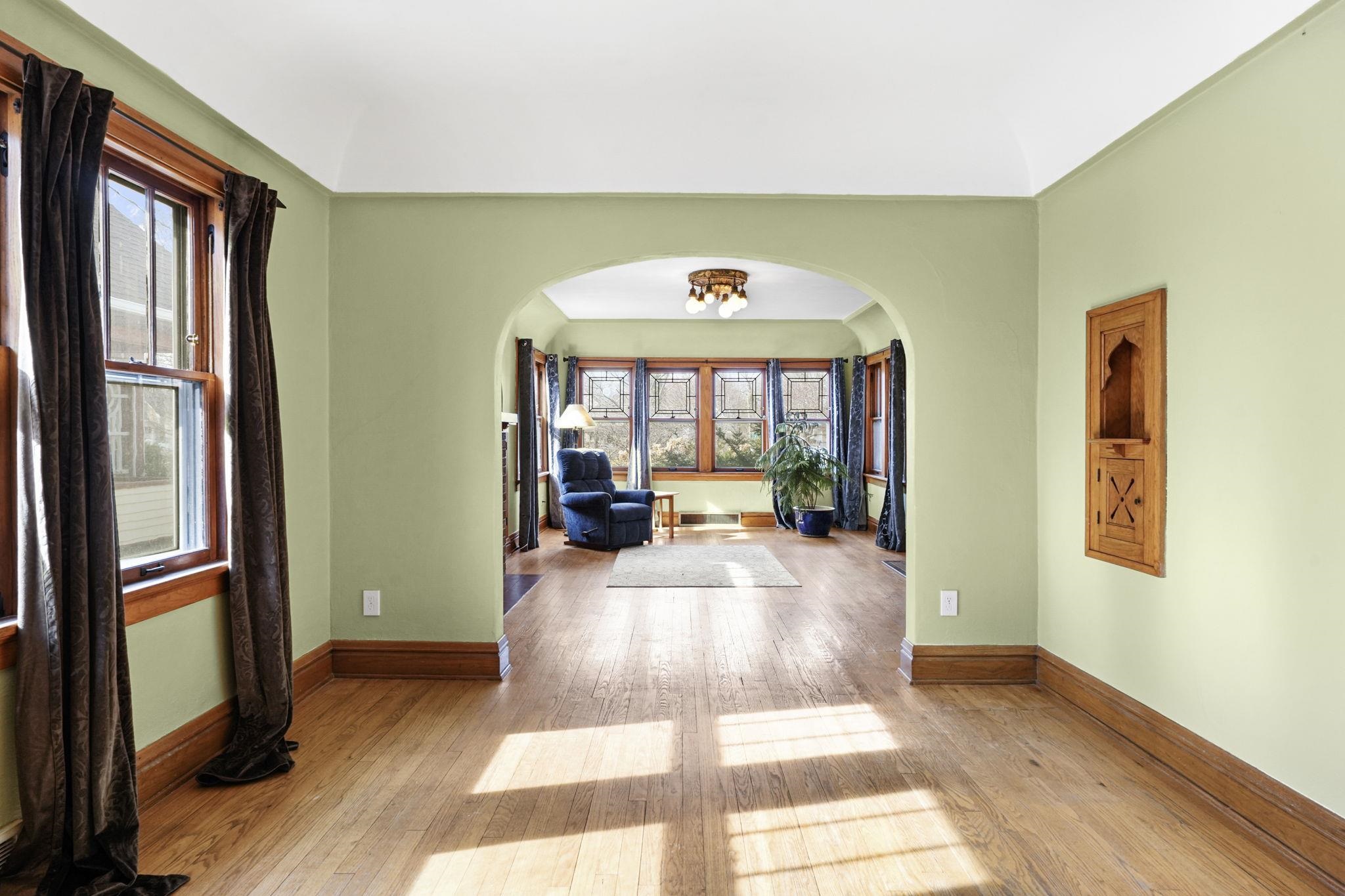 1433 Spaight Street Madison, WI 53703 - Photo 6 of 59