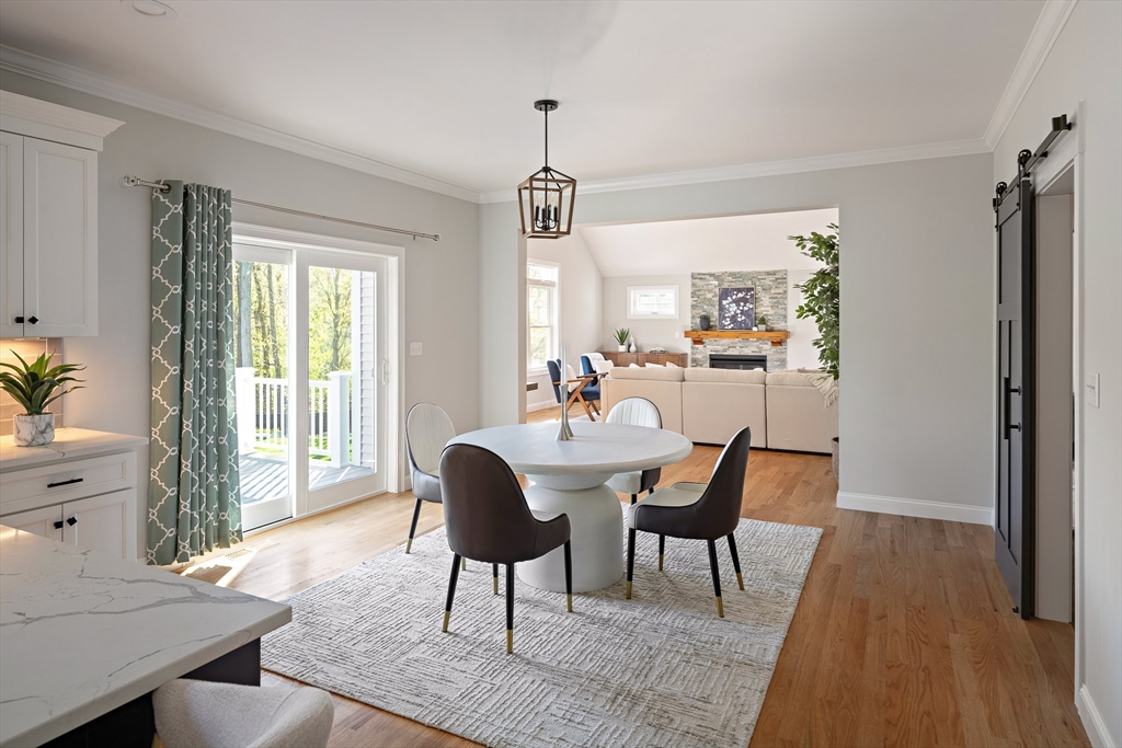 10 Hillcrest Road Burlington, MA 01803 - Photo 4 of 34 Gallery Image 4