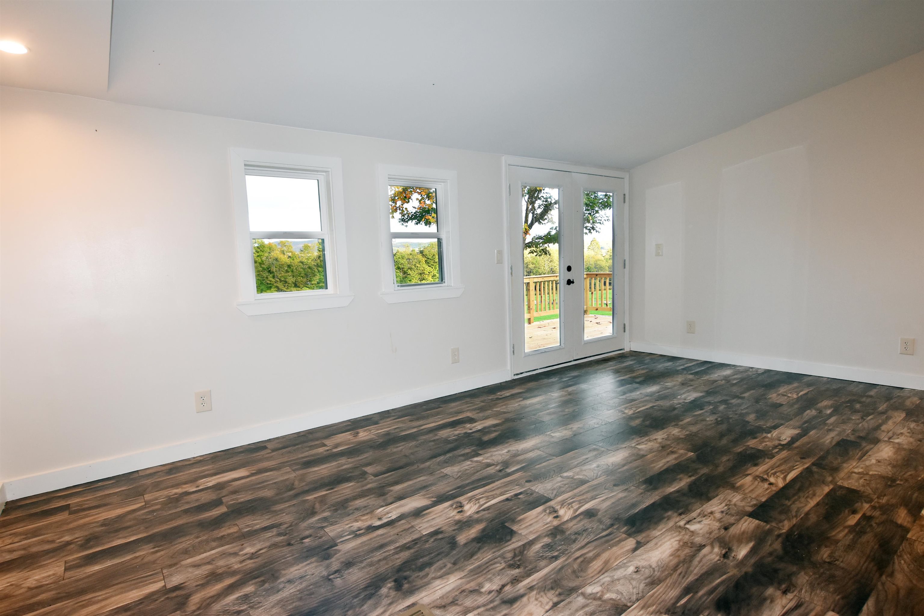 1173 Montgomery Road Hardwick, VT 05836 - Photo 11 of 32