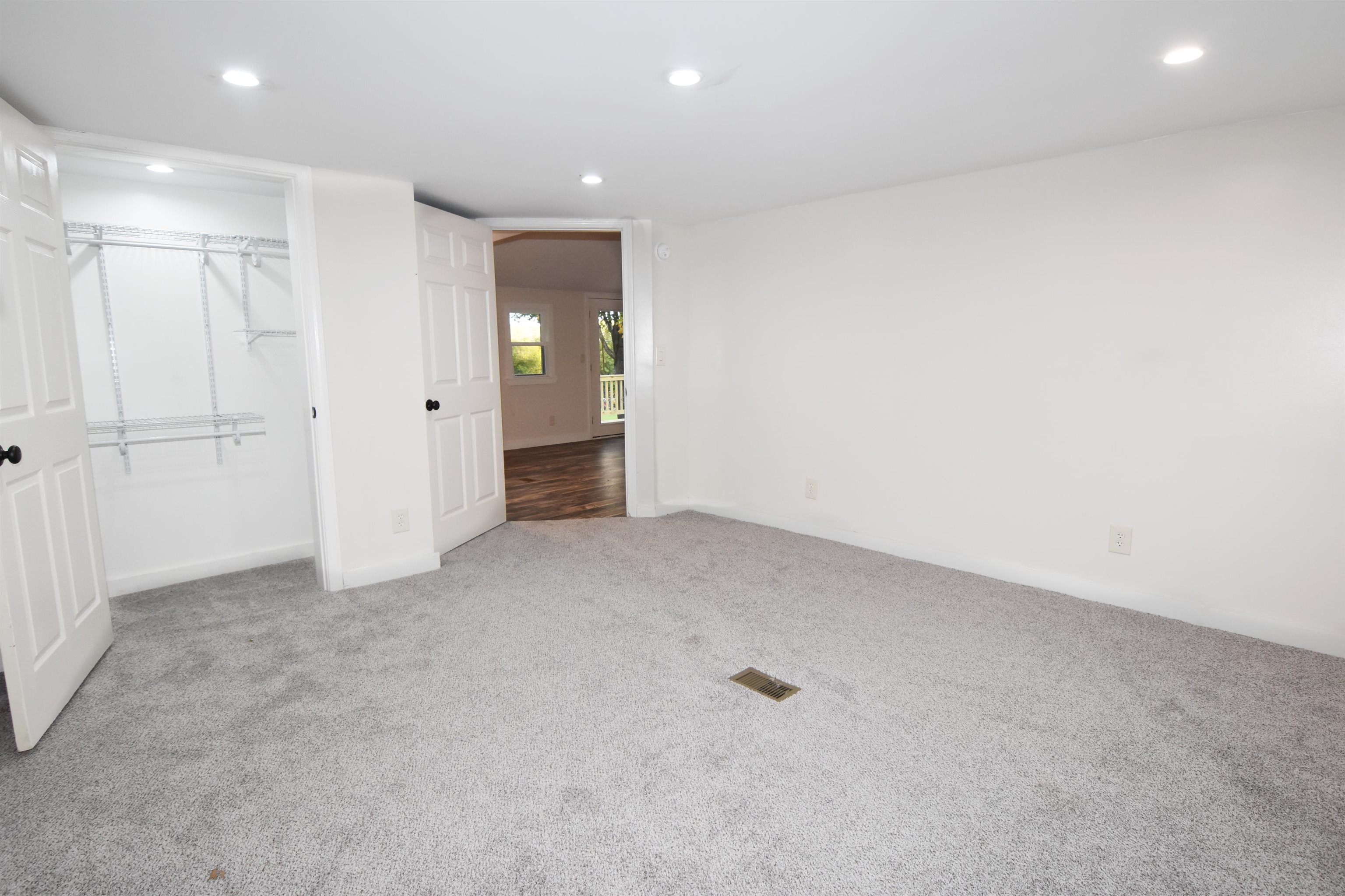 1173 Montgomery Road Hardwick, VT 05836 - Photo 20 of 32