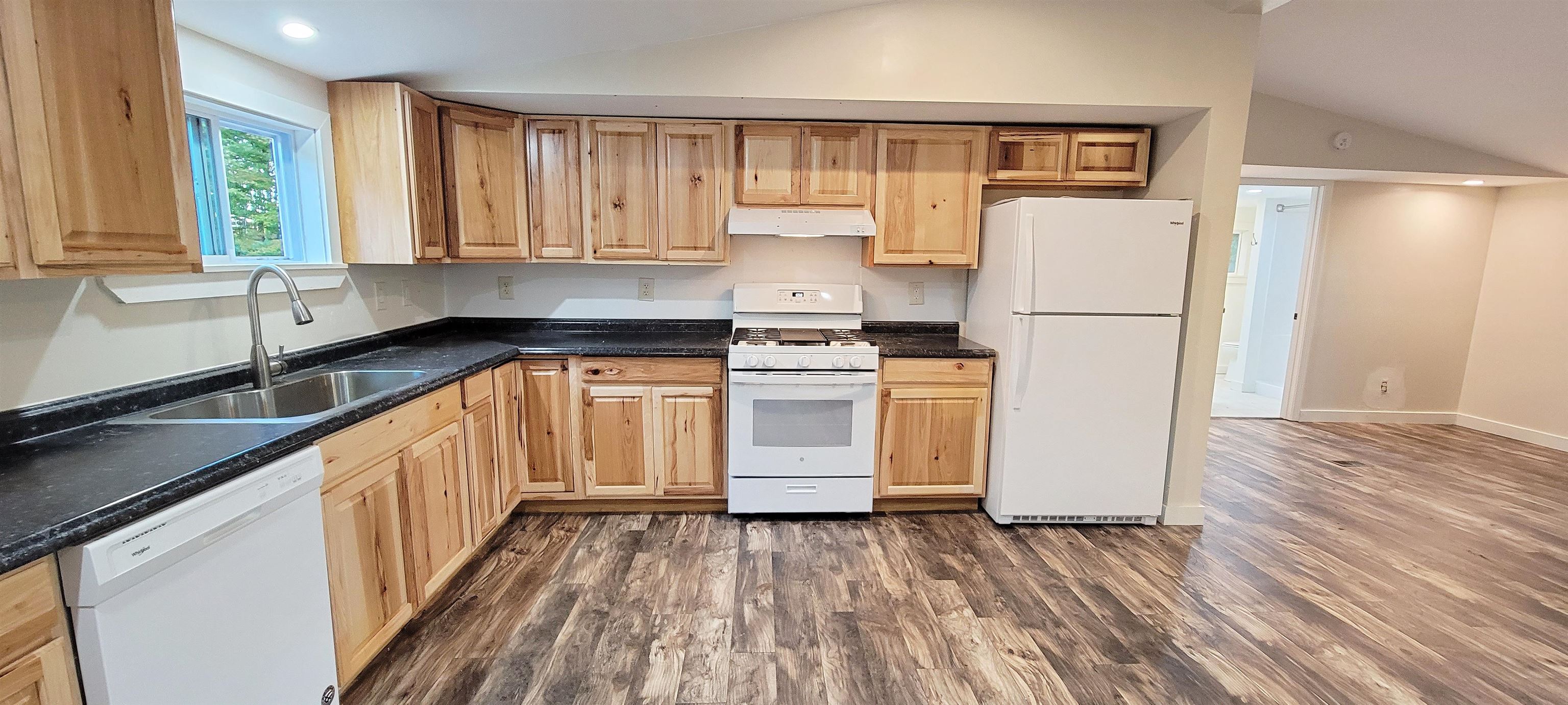 1173 Montgomery Road Hardwick, VT 05836 - Photo 6 of 32