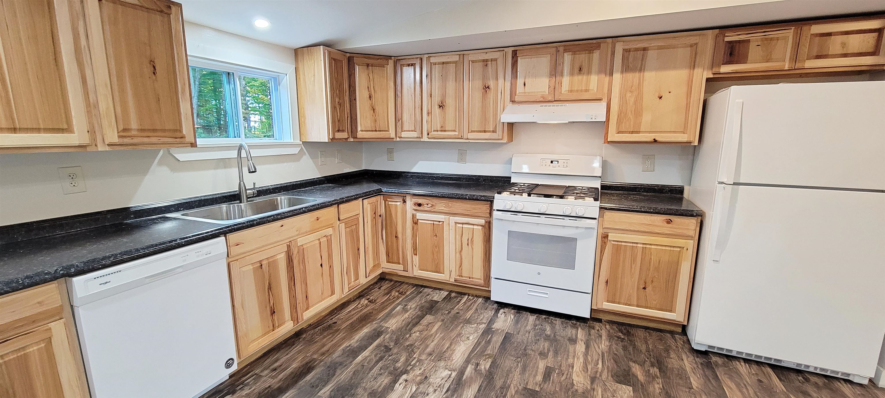 1173 Montgomery Road Hardwick, VT 05836 - Photo 7 of 32
