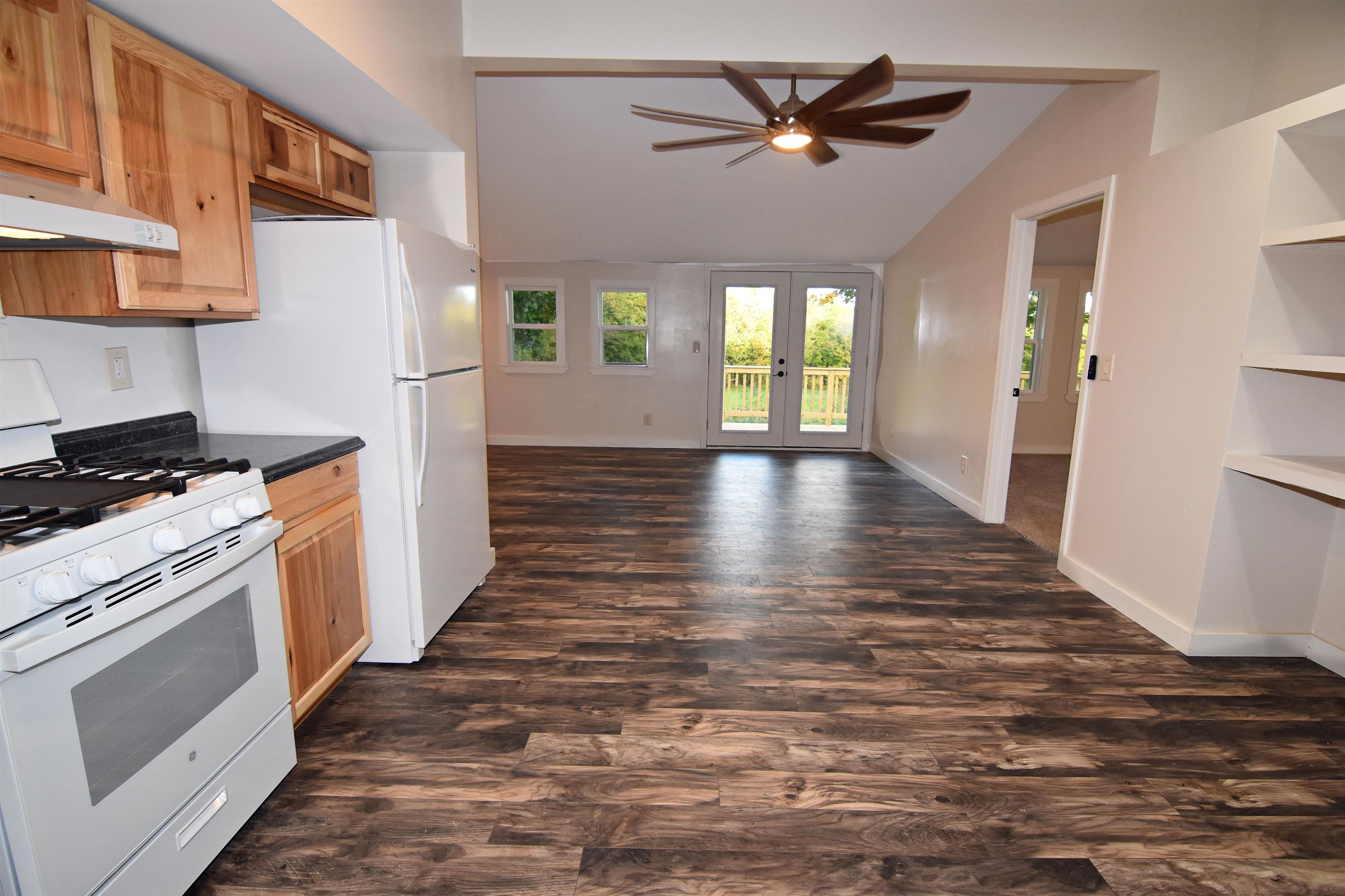 1173 Montgomery Road Hardwick, VT 05836 - Photo 9 of 32
