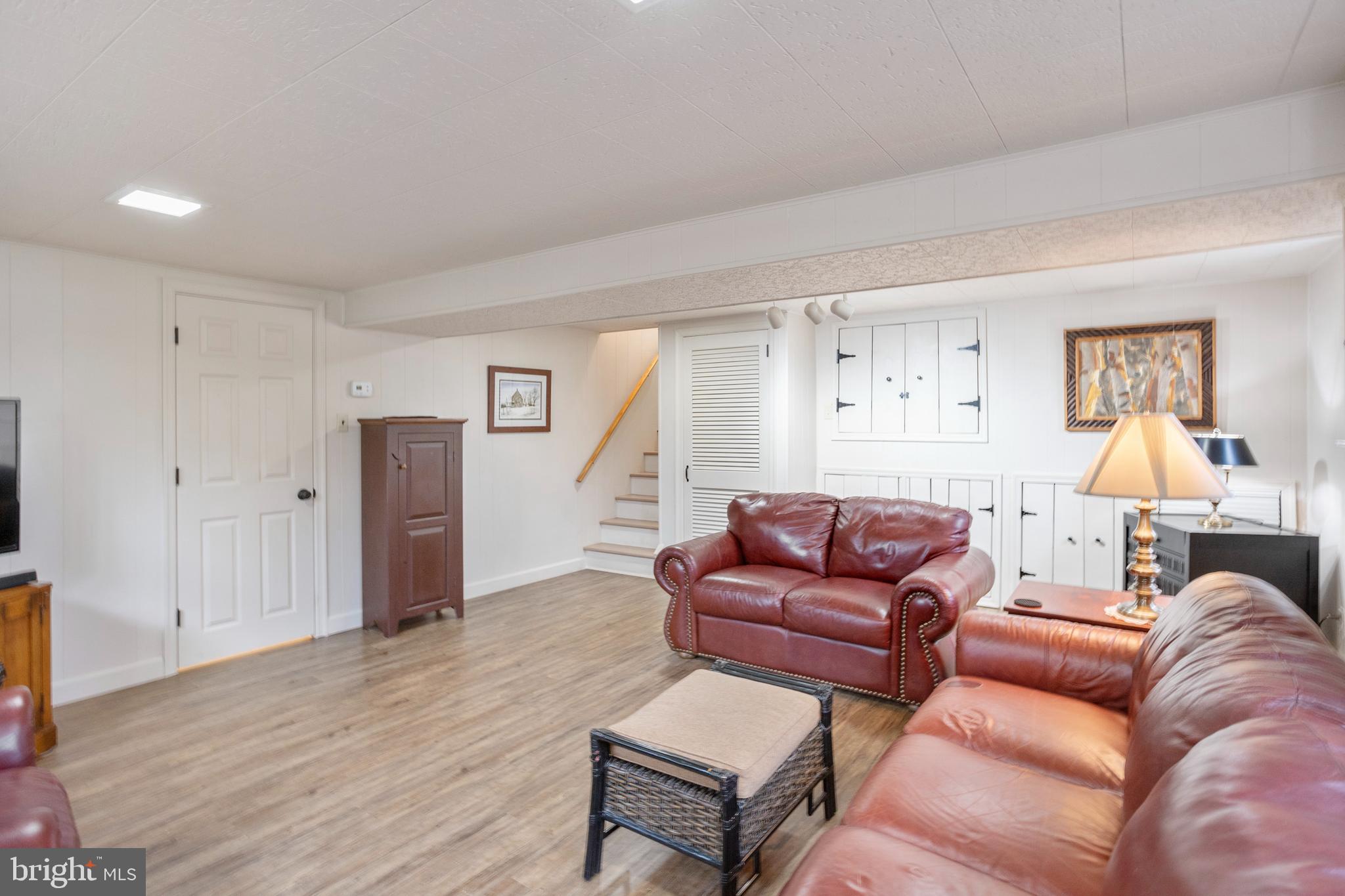113 Brant Road Norristown, PA 19403 - Photo 24 of 34 Family Room