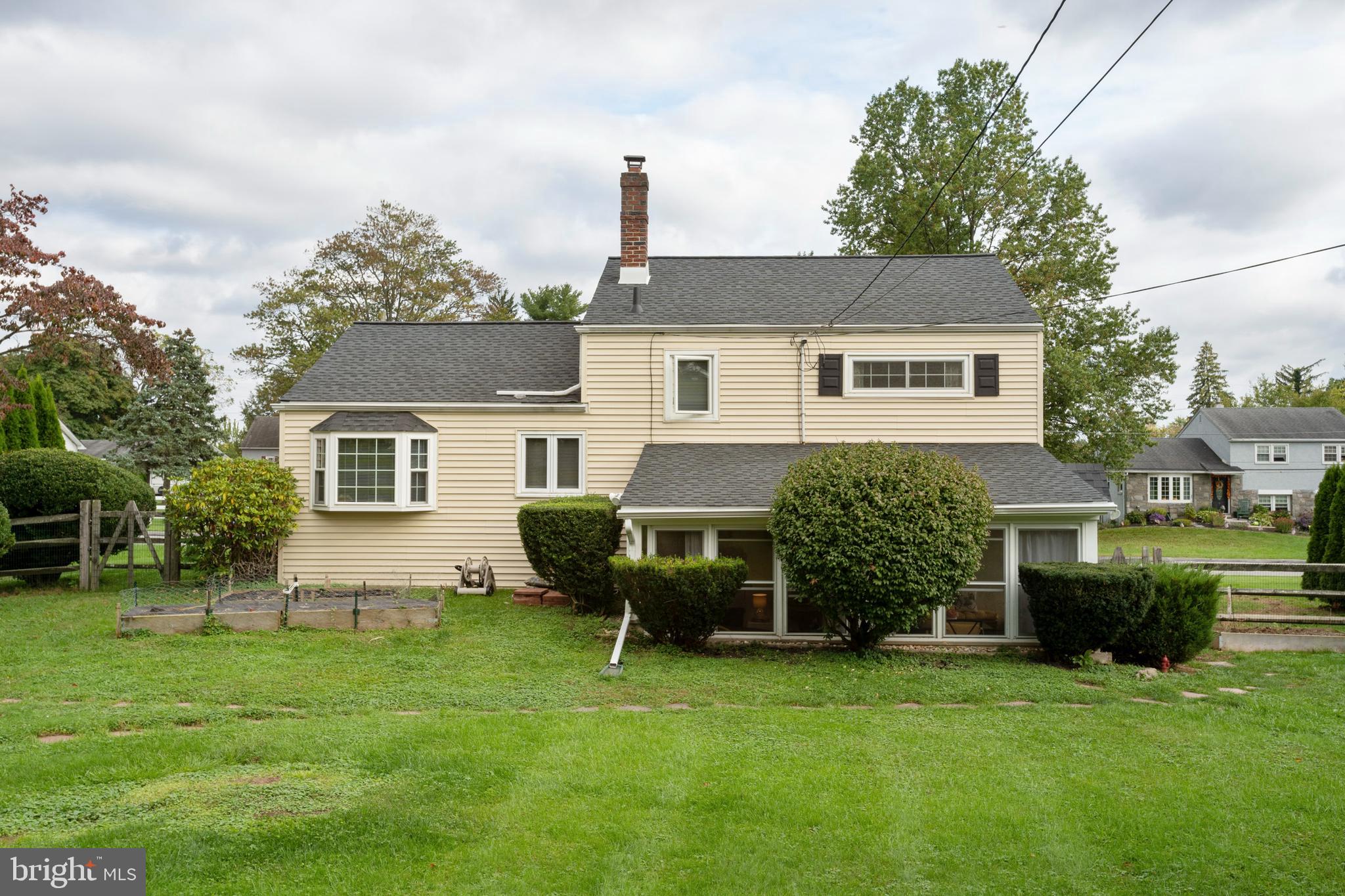 113 Brant Road Norristown, PA 19403 - Photo 31 of 34 Back of House