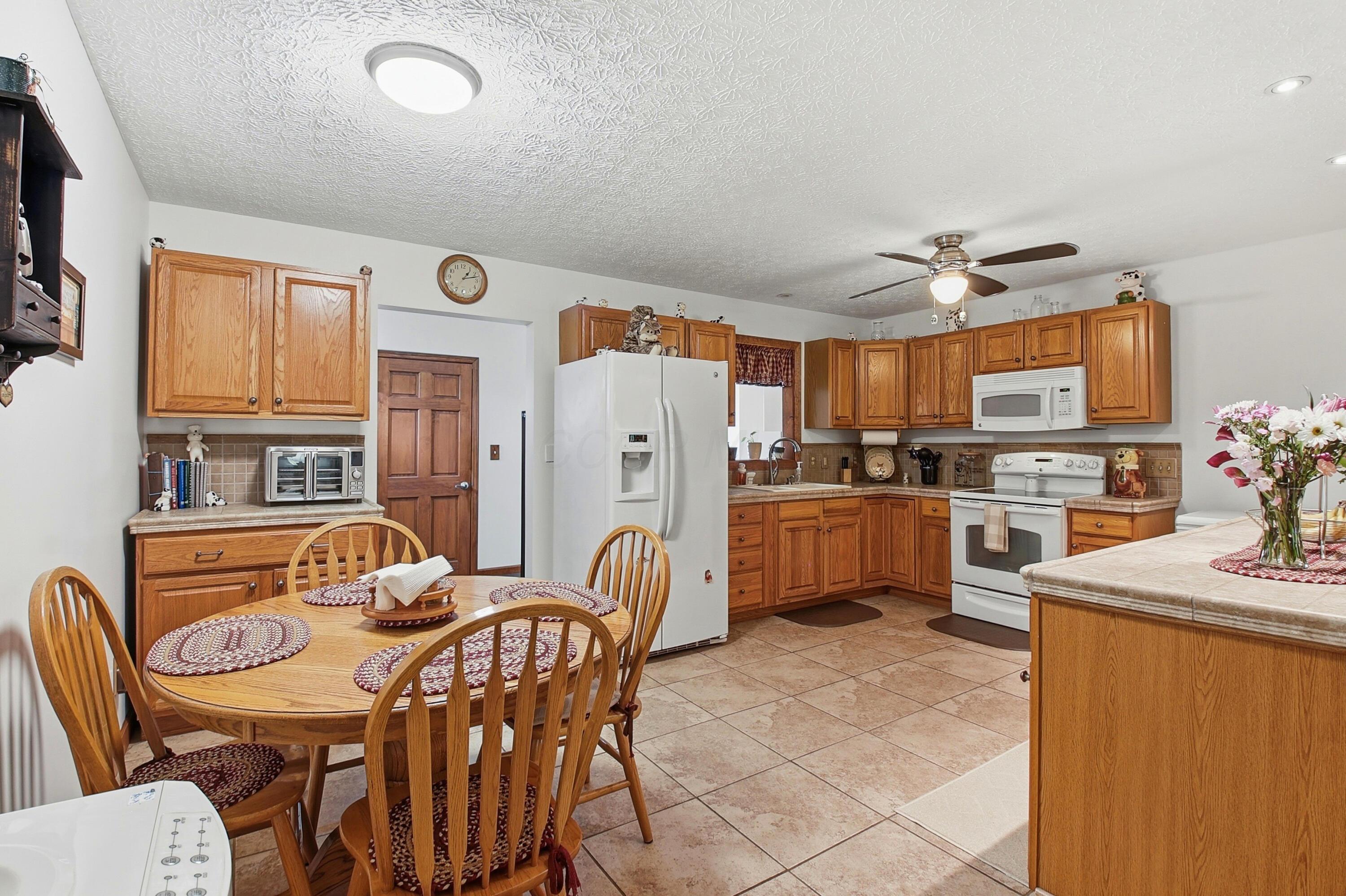 11977 Bulen-Pierce Road Lockbourne, OH 43137 - Photo 11 of 42 010_F8_11977_Bulen-Pierce_Rd