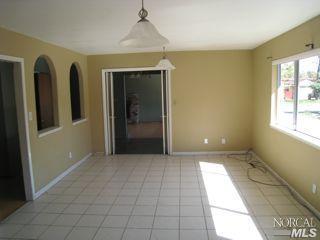 944 Clover Drive Santa Rosa, CA 95401 - Photo 4 of 8 Gallery Image 4