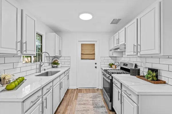 $585,000 | 114-116 Severin Avenue, Modesto, CA 95354