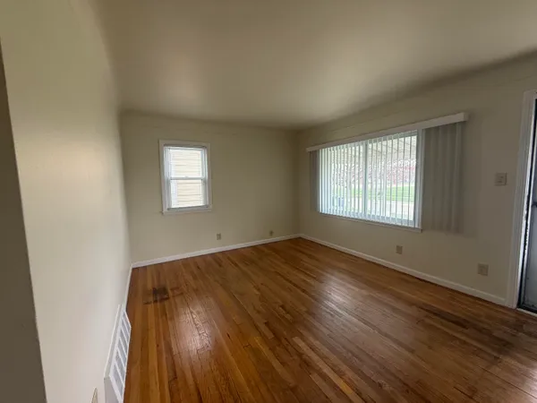 $169,900 | 673 Leblanc Street, Lincoln Park, MI 48146