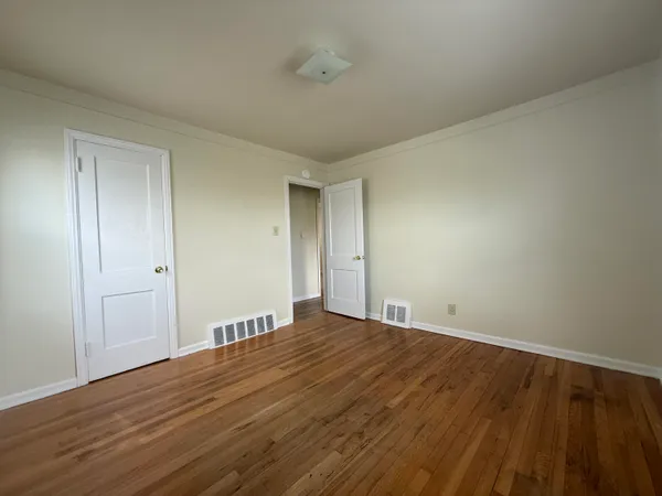 $169,900 | 673 Leblanc Street, Lincoln Park, MI 48146