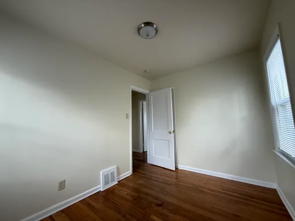 $169,900 | 673 Leblanc Street, Lincoln Park, MI 48146