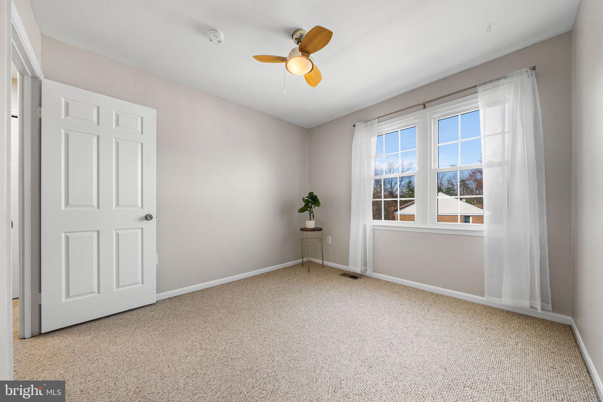 4819 Carriagepark Road Fairfax, VA 22032 - Photo 64 of 74