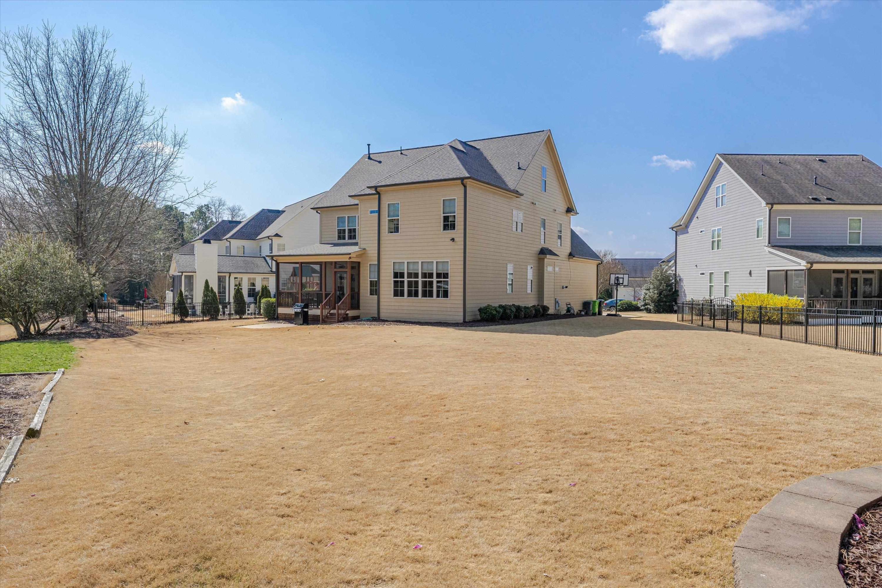 2704 Full Circle Raleigh, NC 27613 - Photo 32 of 32 Photo 32