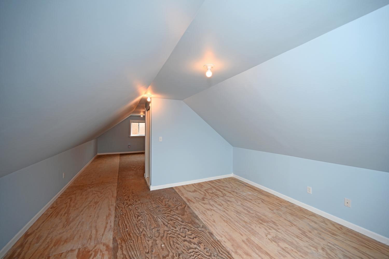 5529 Lawrence Road Cincinnati, OH 45248 - Photo 22 of 30
