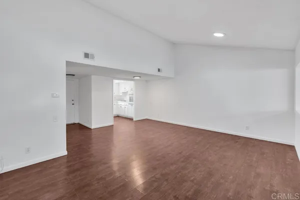 $385,000 | 3760 Vista Campana South, Unit 76, Oceanside, CA 92057