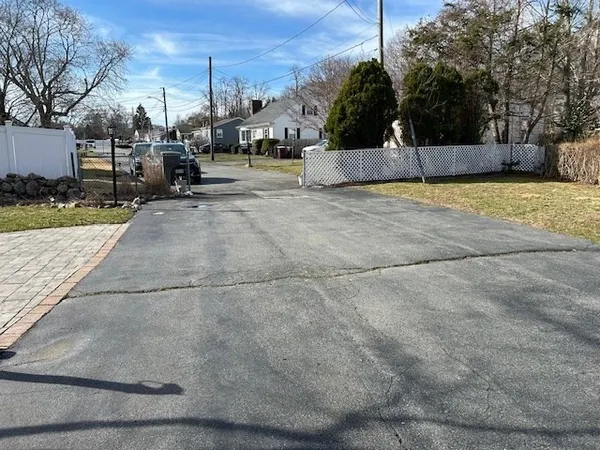 $479,000 | 17 Diane Street, Acushnet, MA 02743