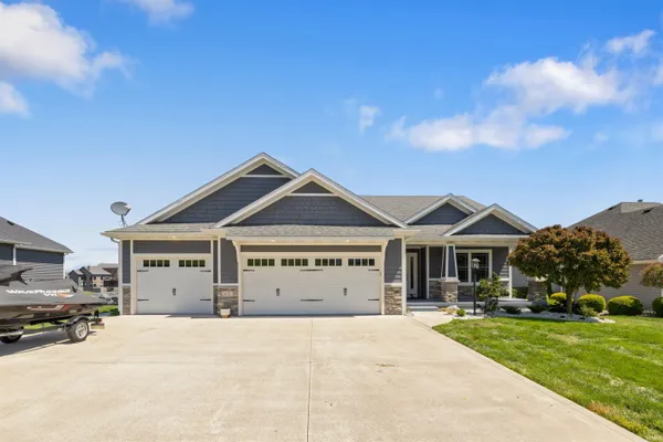 $889,900 | 115 Lane 271 Hamilton In 46742, Hamilton, IN 46742