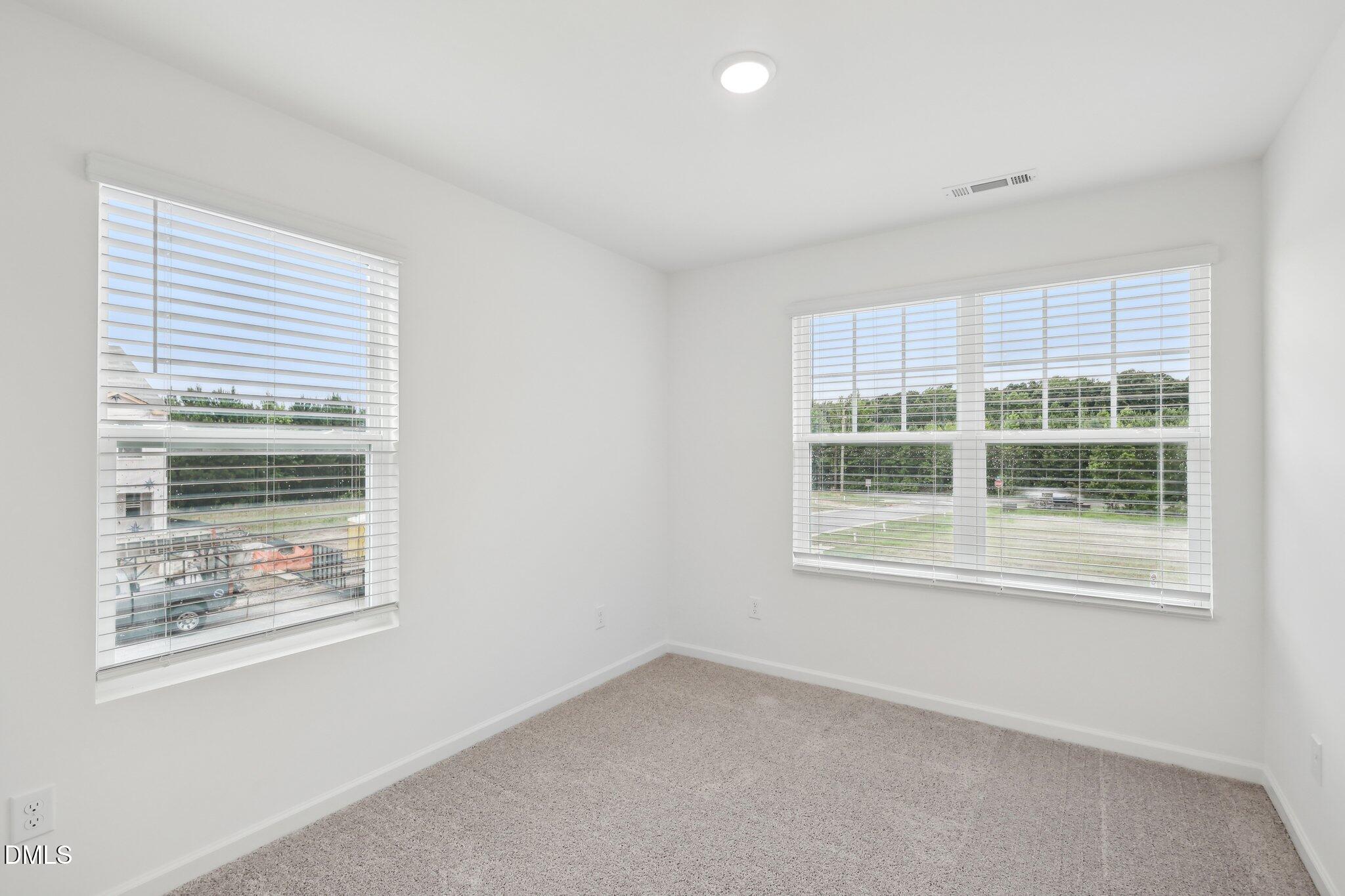 3126 Fulong Drive Durham, NC 27704 - Photo 24 of 36 Glen Crossing Dr-021