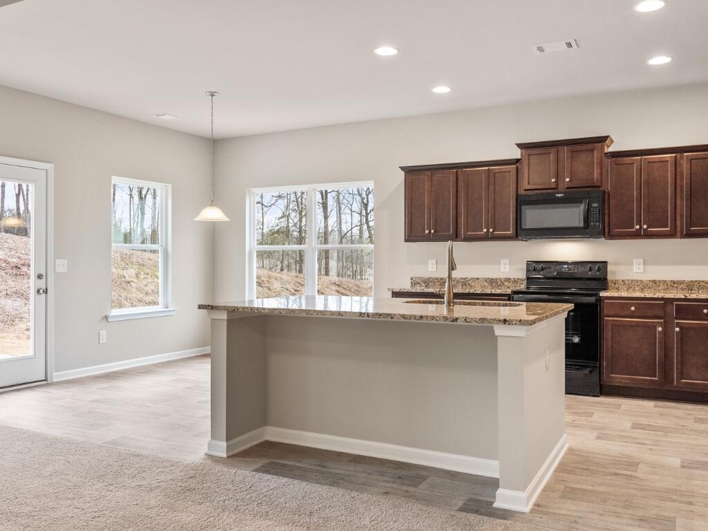 302 Atlanta Place McCormick, SC 29835 - Photo 2 of 6 302 Atlanta Place For MLS (6)