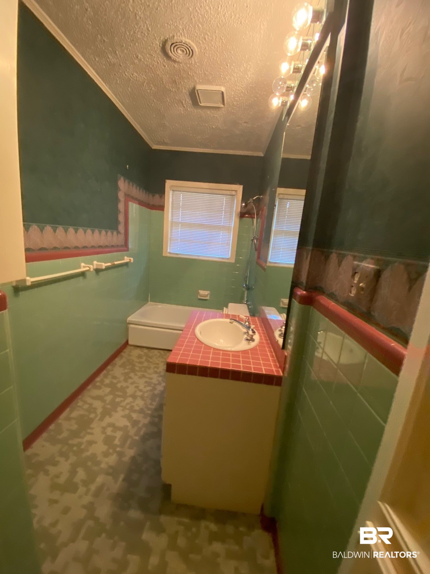 4201 Michael Boulevard Mobile, AL 36609 - Photo 18 of 24