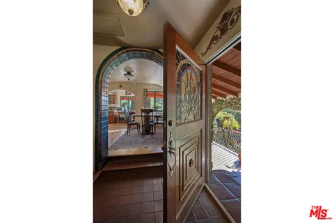 $1,789,000 | 3290 Buckingham Road, Glendale, CA 91206