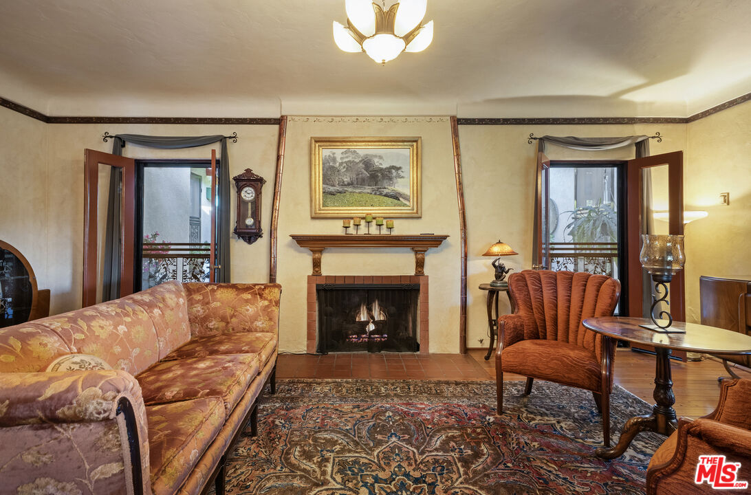 3290 Buckingham Road Glendale, CA 91206 - Photo 21 of 57