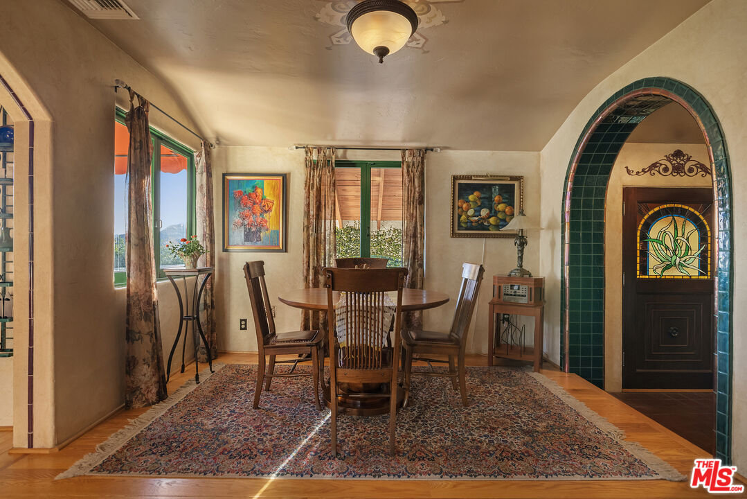 3290 Buckingham Road Glendale, CA 91206 - Photo 24 of 57