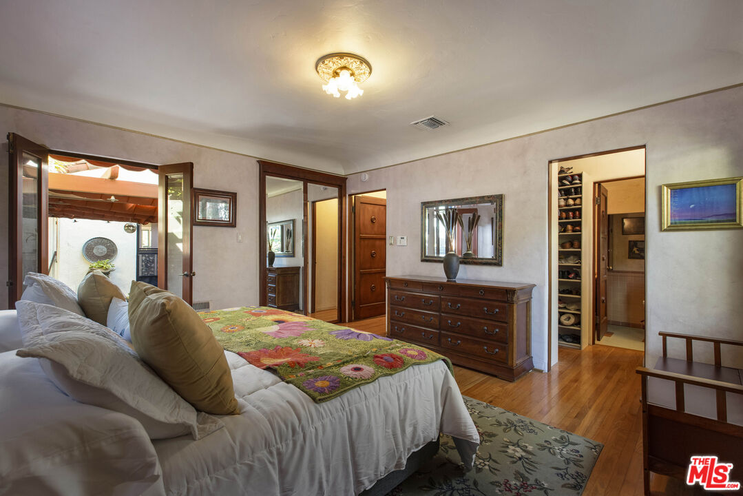 3290 Buckingham Road Glendale, CA 91206 - Photo 35 of 57