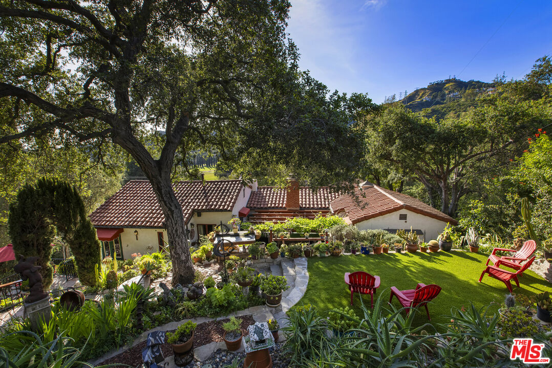 3290 Buckingham Road Glendale, CA 91206 - Photo 51 of 57