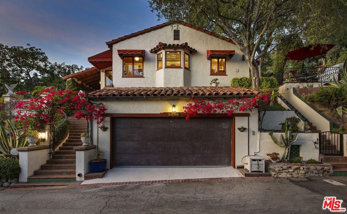 3290 Buckingham Road Glendale, CA 91206 - Photo 6 of 57