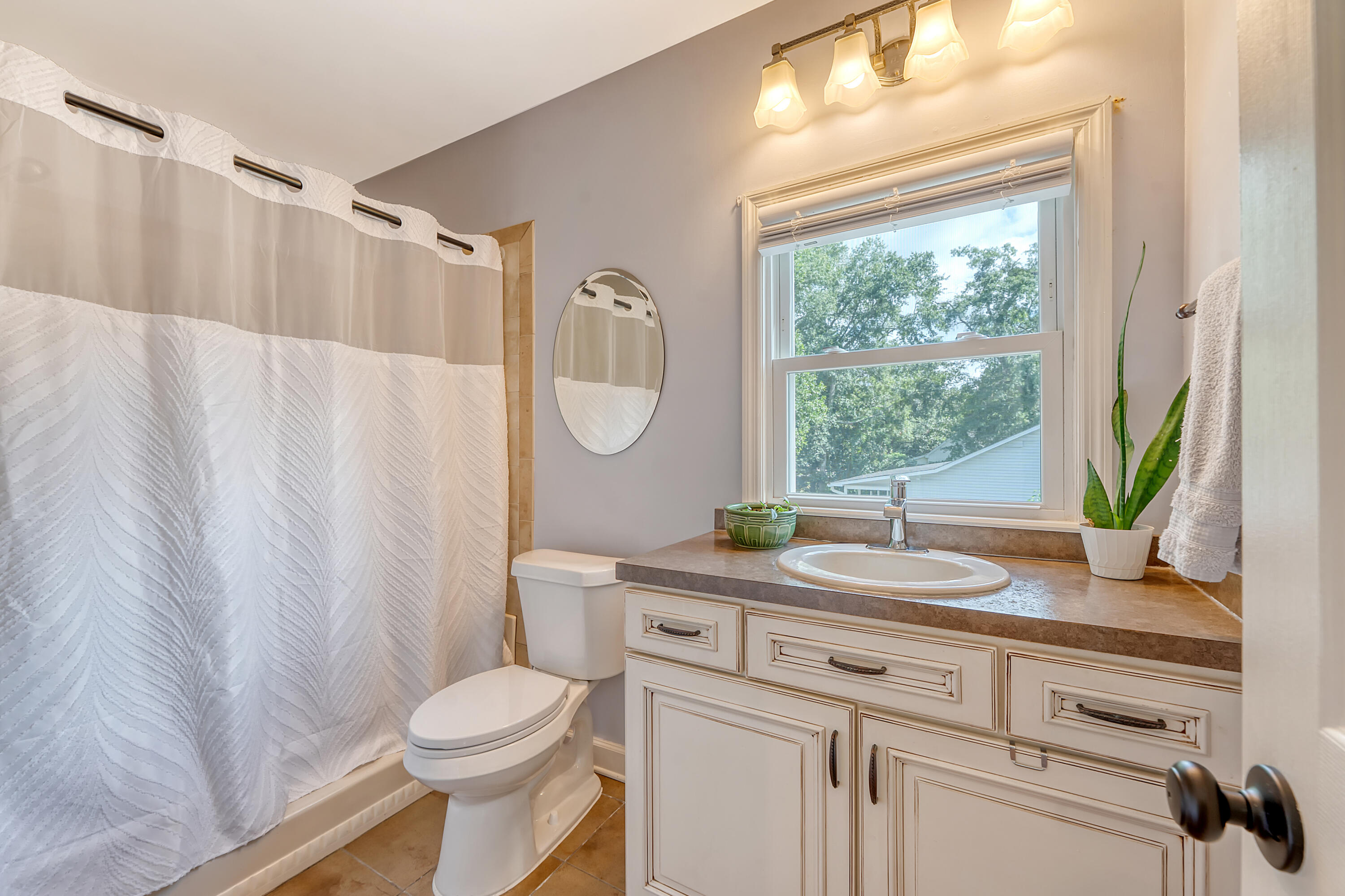 301 East Richardson Avenue Summerville, SC 29483 - Photo 19 of 102 DSC09354_54 copy