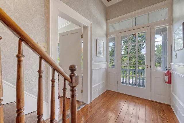 $1,285,000 | 301 East Richardson Avenue, Summerville, SC 29483