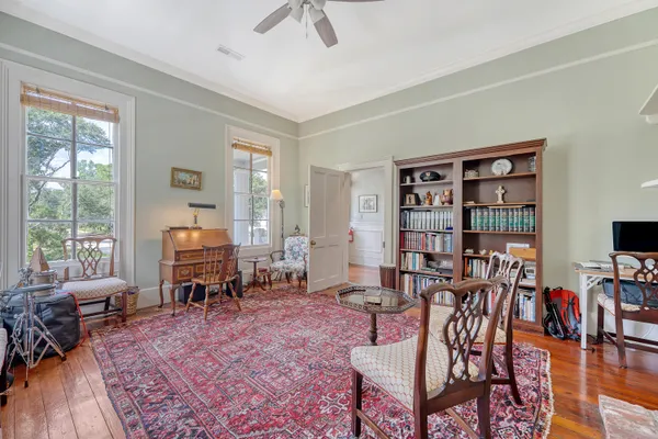 $1,280,000 | 301 East Richardson Avenue, Summerville, SC 29483