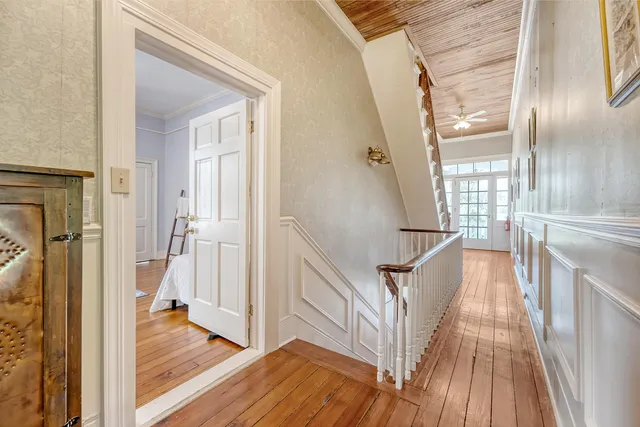 $1,285,000 | 301 East Richardson Avenue, Summerville, SC 29483